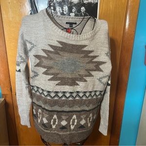 AEO American eagle outfitters southwestern Aztec style sweater size small